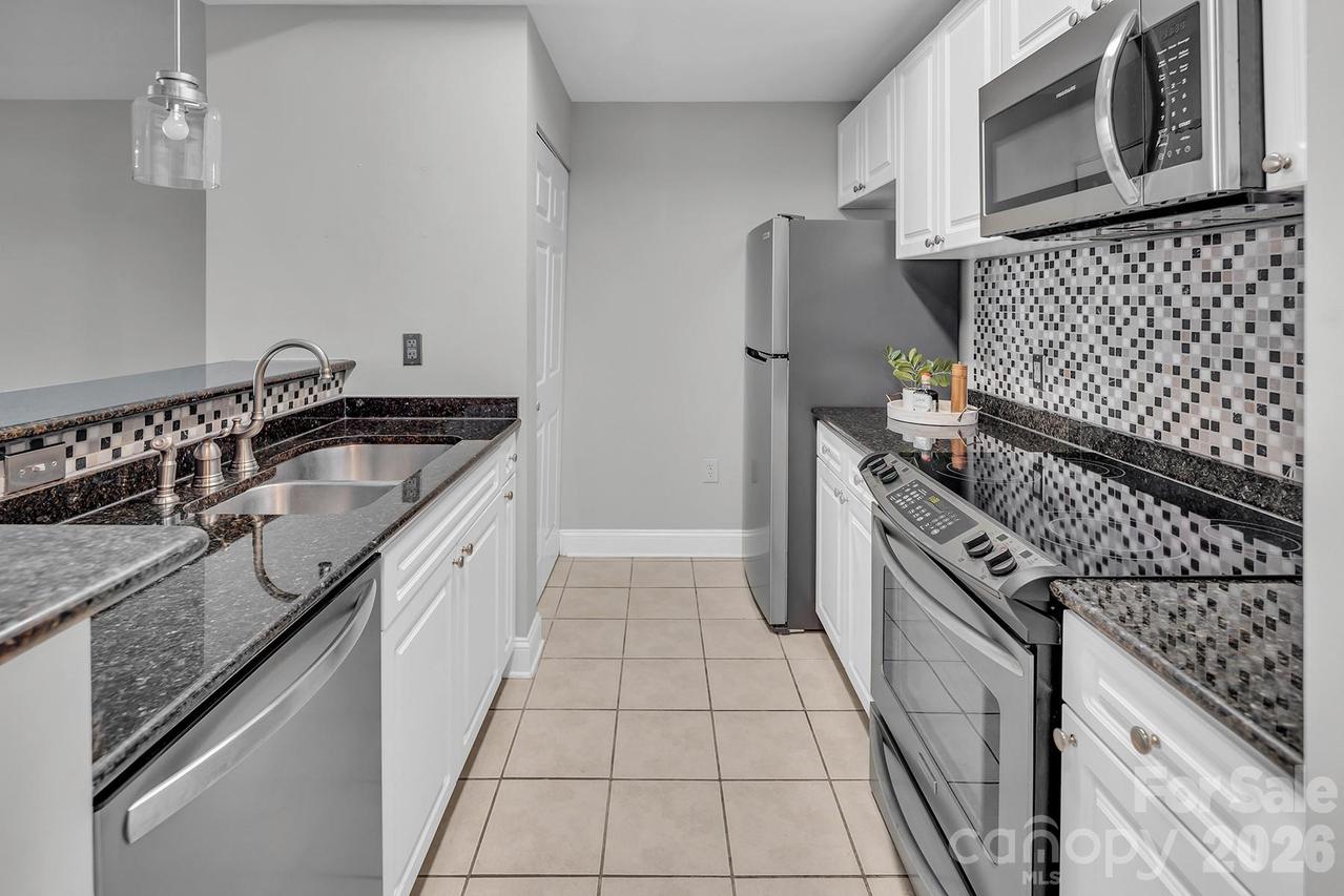 300 W 5th St. #339, Charlotte, NC 28202