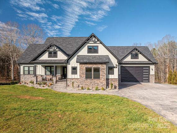 New Homes For Sale This Week That Attend East Lincoln Middle: January 2nd to January 8th