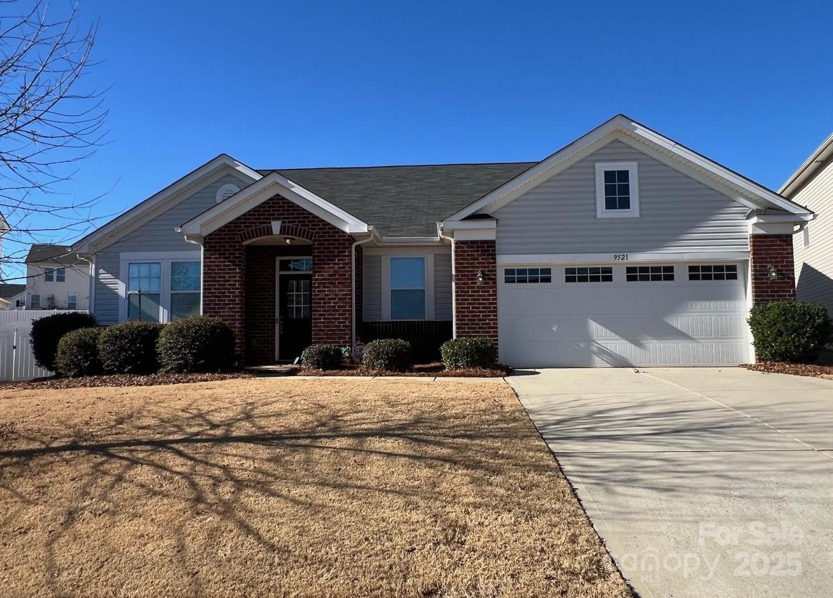 9521 Silverdale Ln., Charlotte, NC 28269