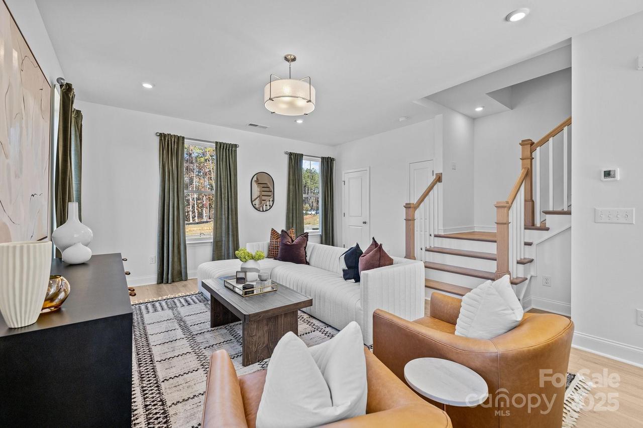 15366 Ballancroft Pkwy., Charlotte, NC 28277