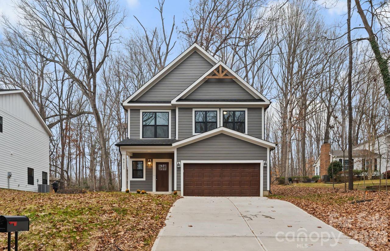 8823 Dogwood Dr., Charlotte, NC 28215