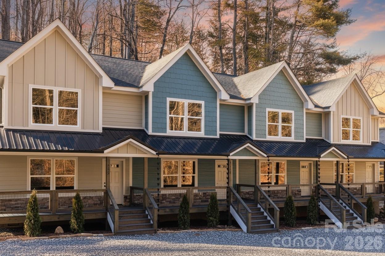 328 Bowditch St. #2B, Burnsville, NC 28714