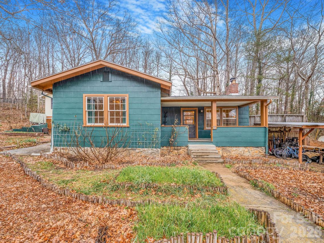 9 Mountain View Rd., Asheville, NC 28806