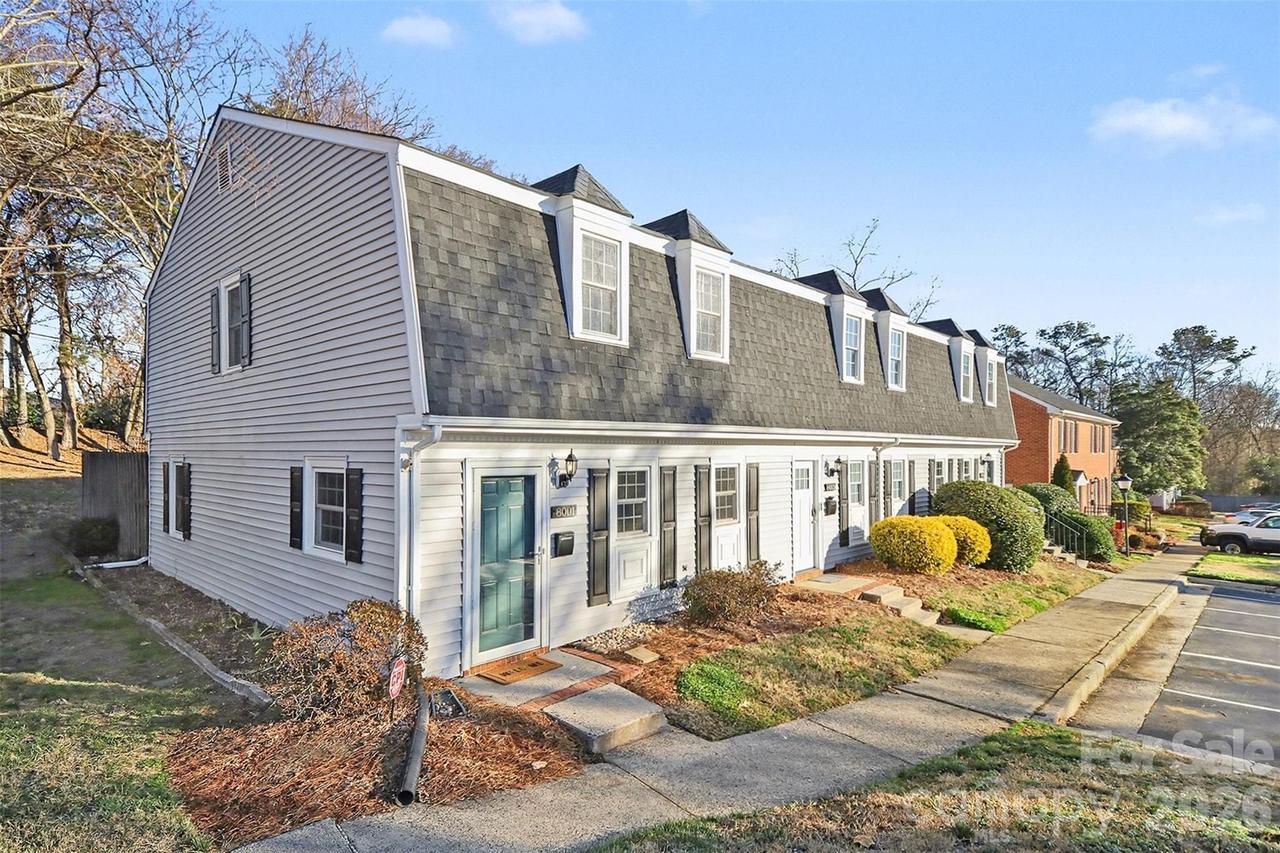 8001 Regent Park Ln., Charlotte, NC 28210