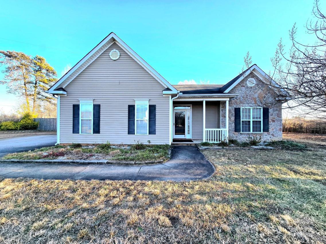 108 Hartman Branch Ln., Winston Salem, NC 27127