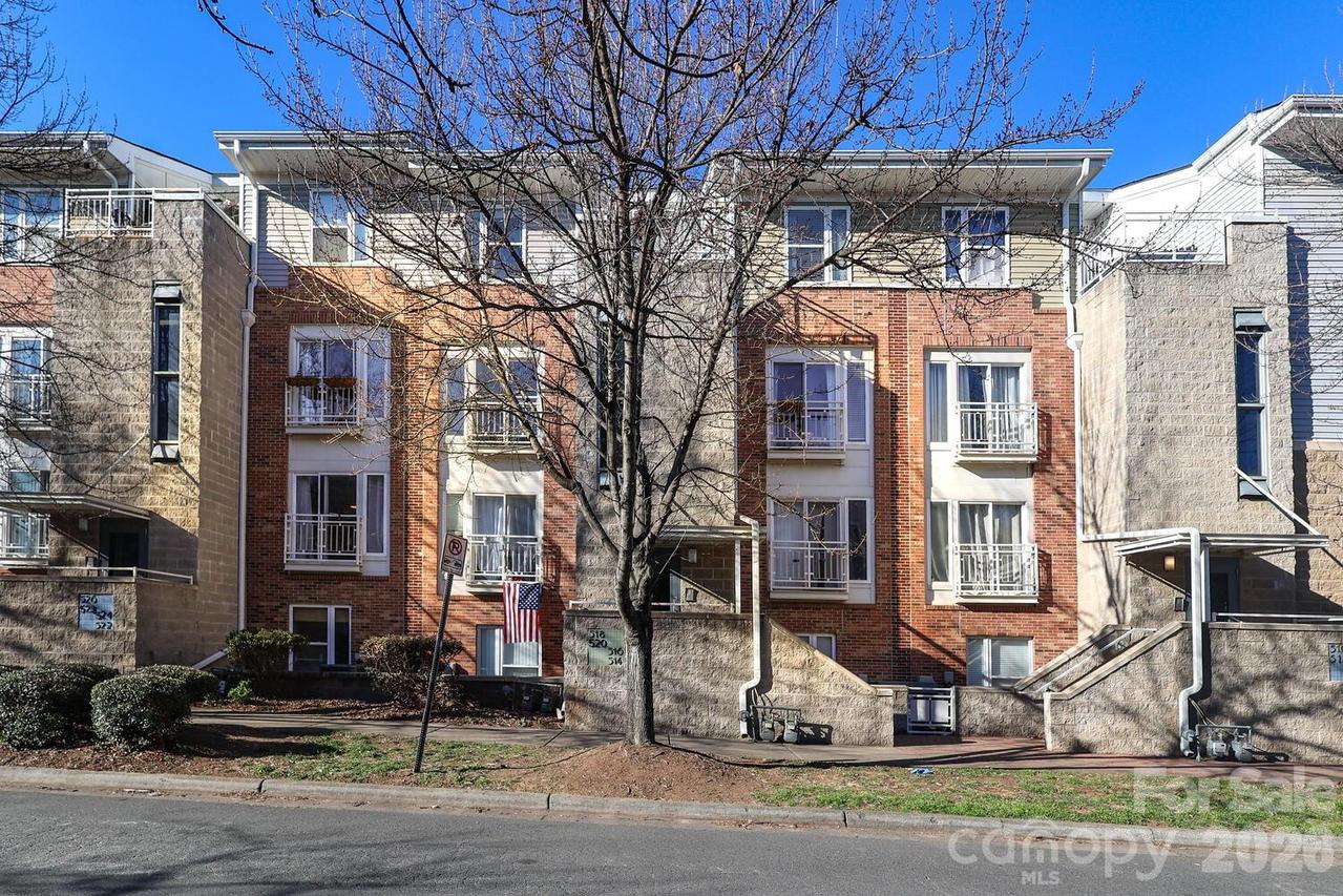 518 Donatello Ave., Charlotte, NC 28205