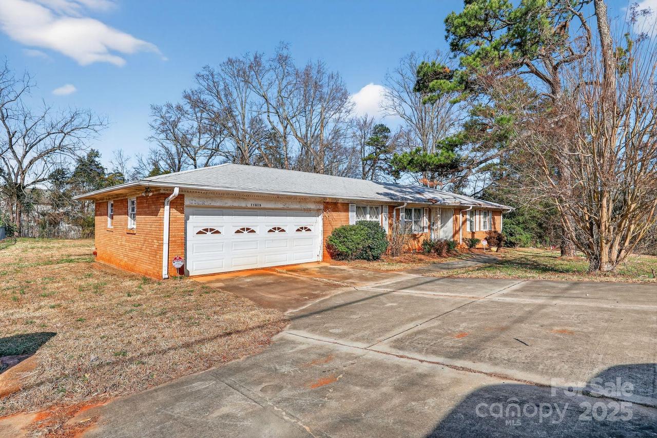 11619 Albemarle Rd., Charlotte, NC 28227