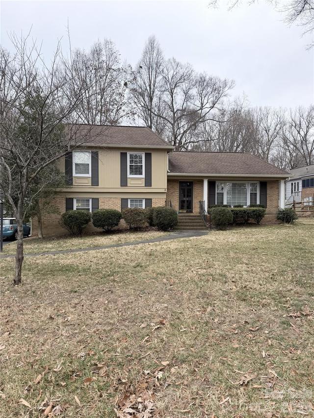 8219 Cliffside Dr., Charlotte, NC 28270