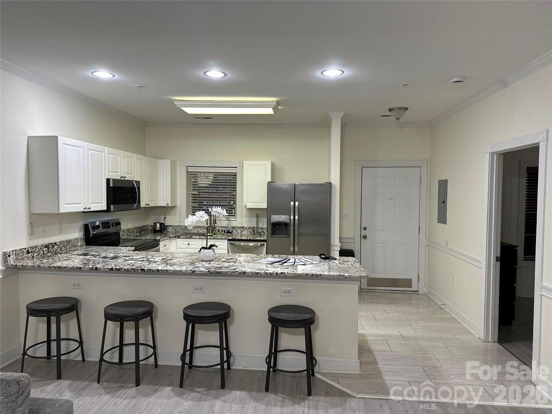 9047 Meadow Vista Rd. #104, Charlotte, NC 28213