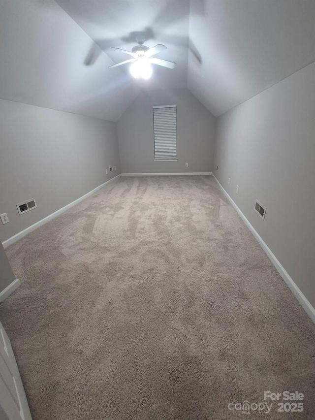 17300 Commons Crossing Dr., Charlotte, NC 28277