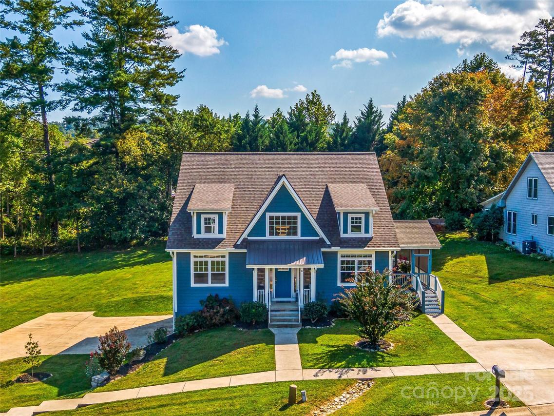 10 Warbler Dr., Fletcher, NC 28732