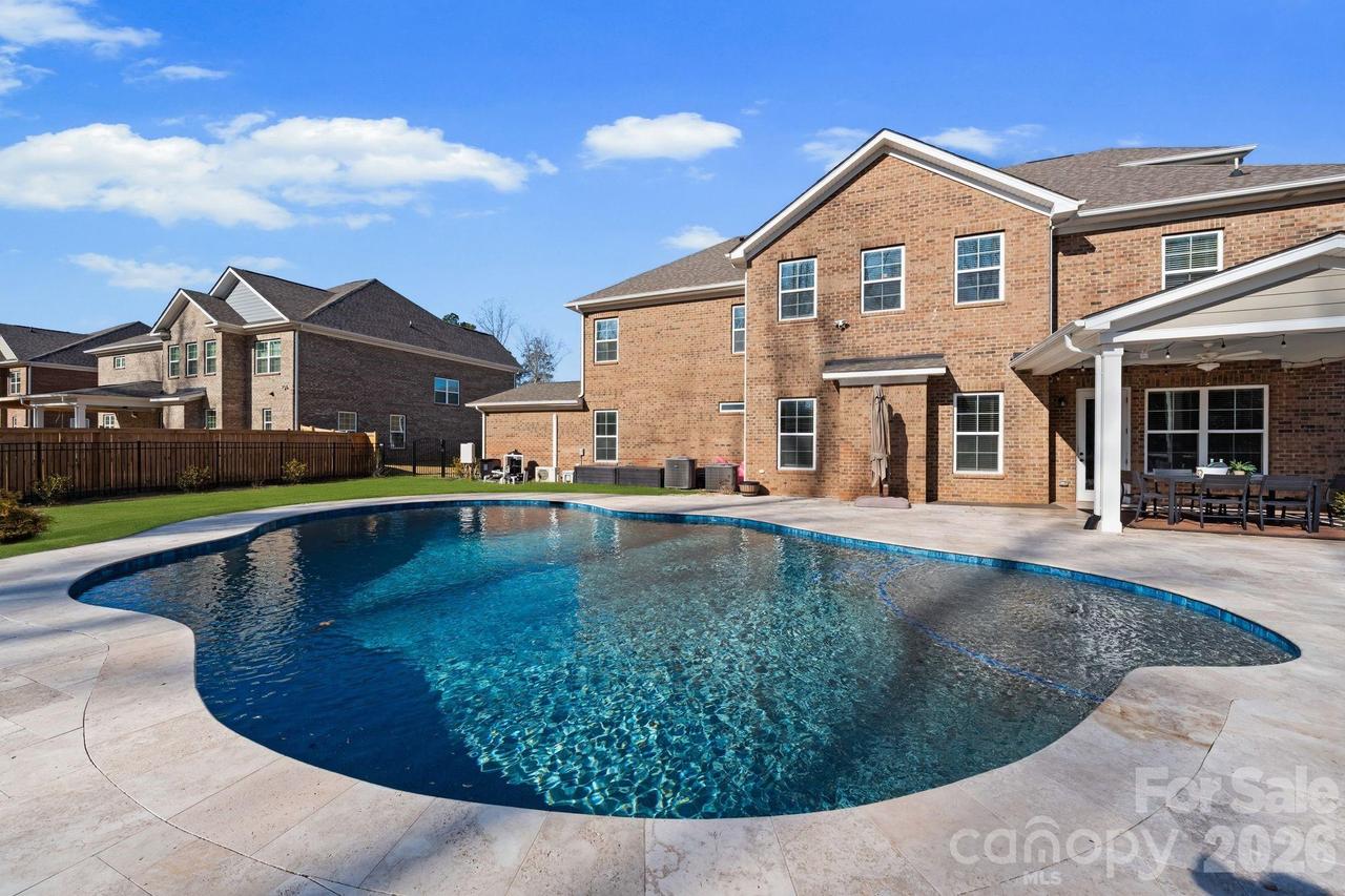 617 Brown Creek Dr., Weddington, NC 28104