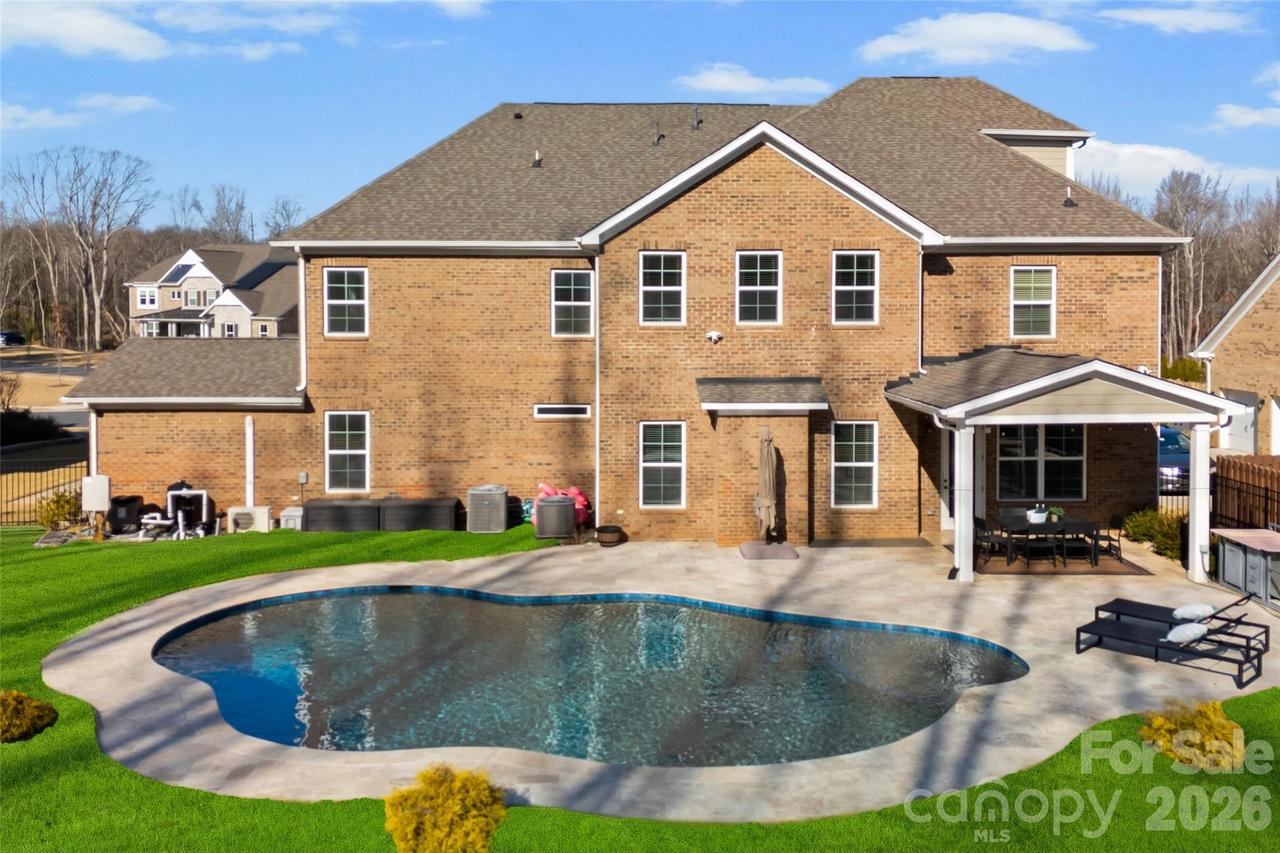 617 Brown Creek Dr., Weddington, NC 28104