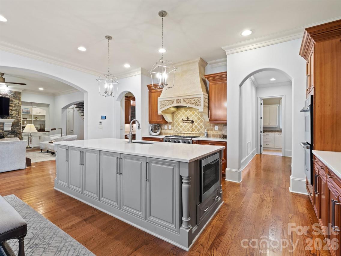 229 Wrenwood Ln., Charlotte, NC 28211