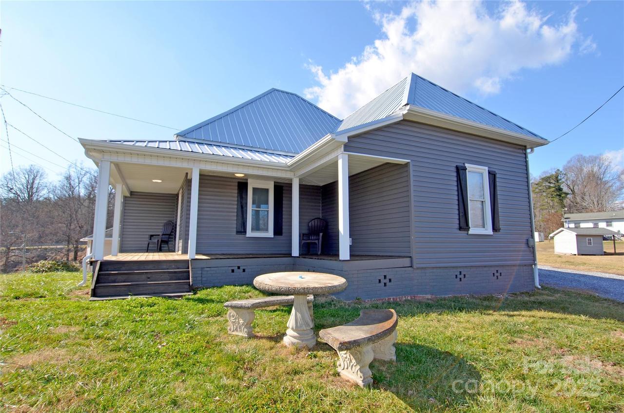 150 Hoyle St. #7, Marion, NC 28752