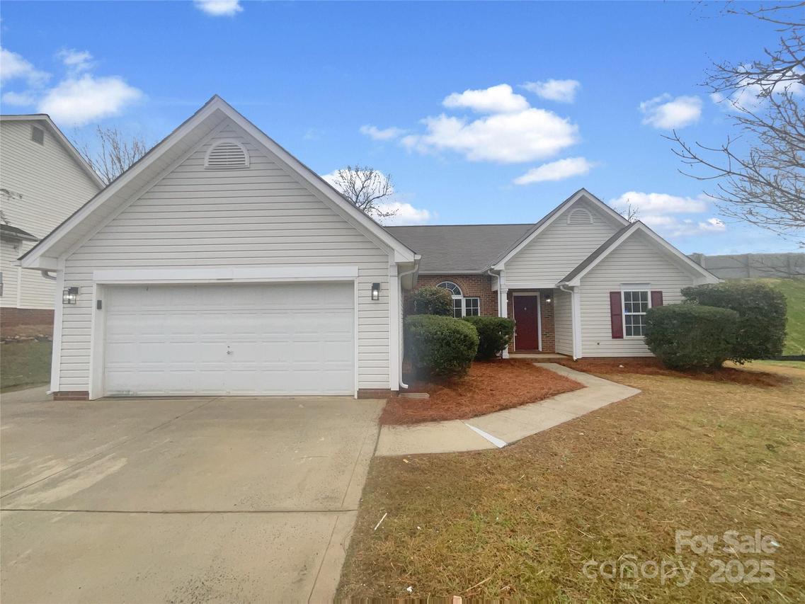 121 Shining Armor Ct., Mooresville, NC 28117