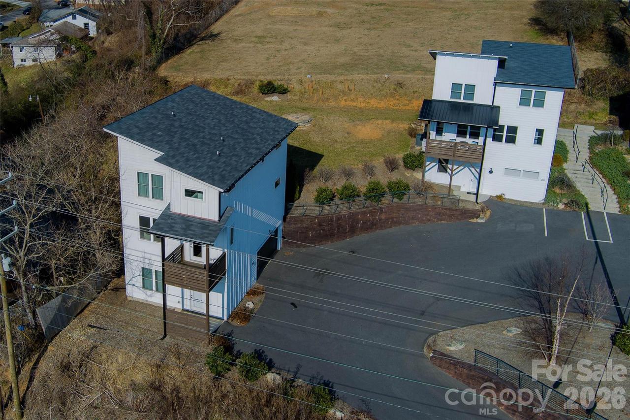 1061 and 1063 Riverside Dr., Asheville, NC 28804