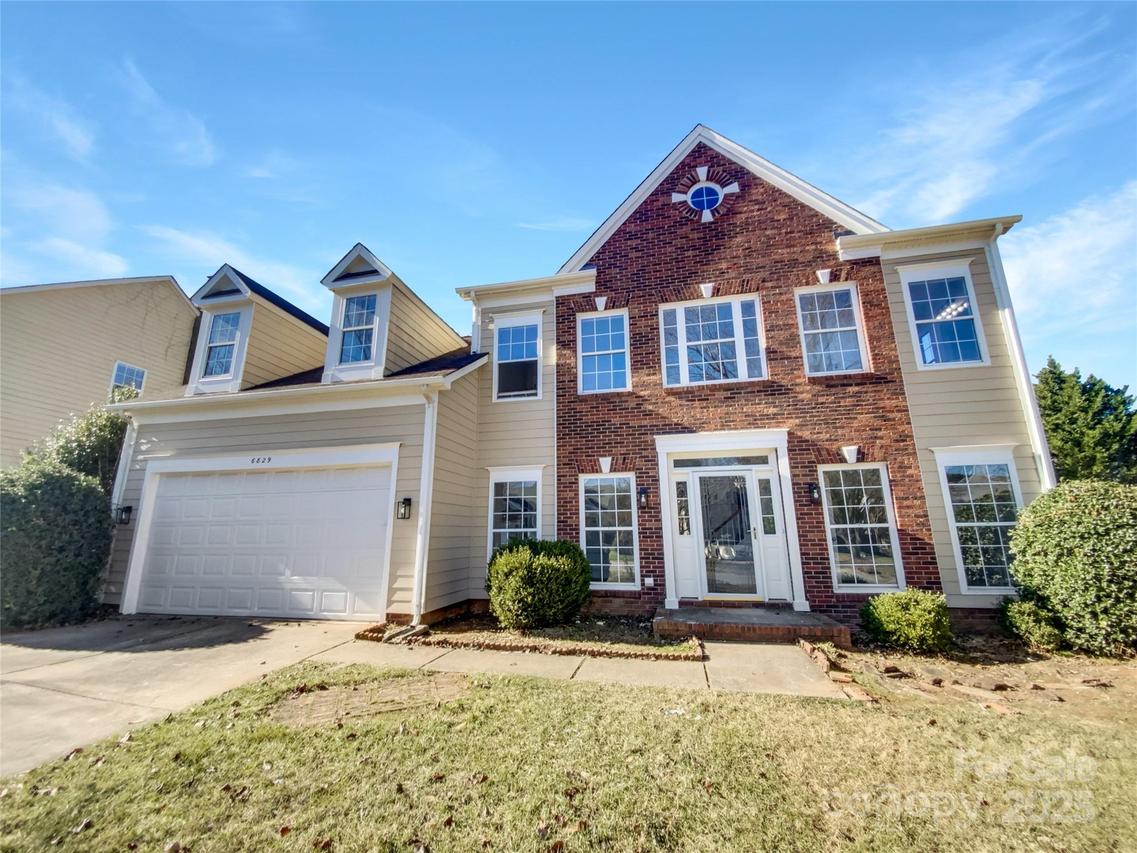 6829 Bickham Ln., Charlotte, NC 28269