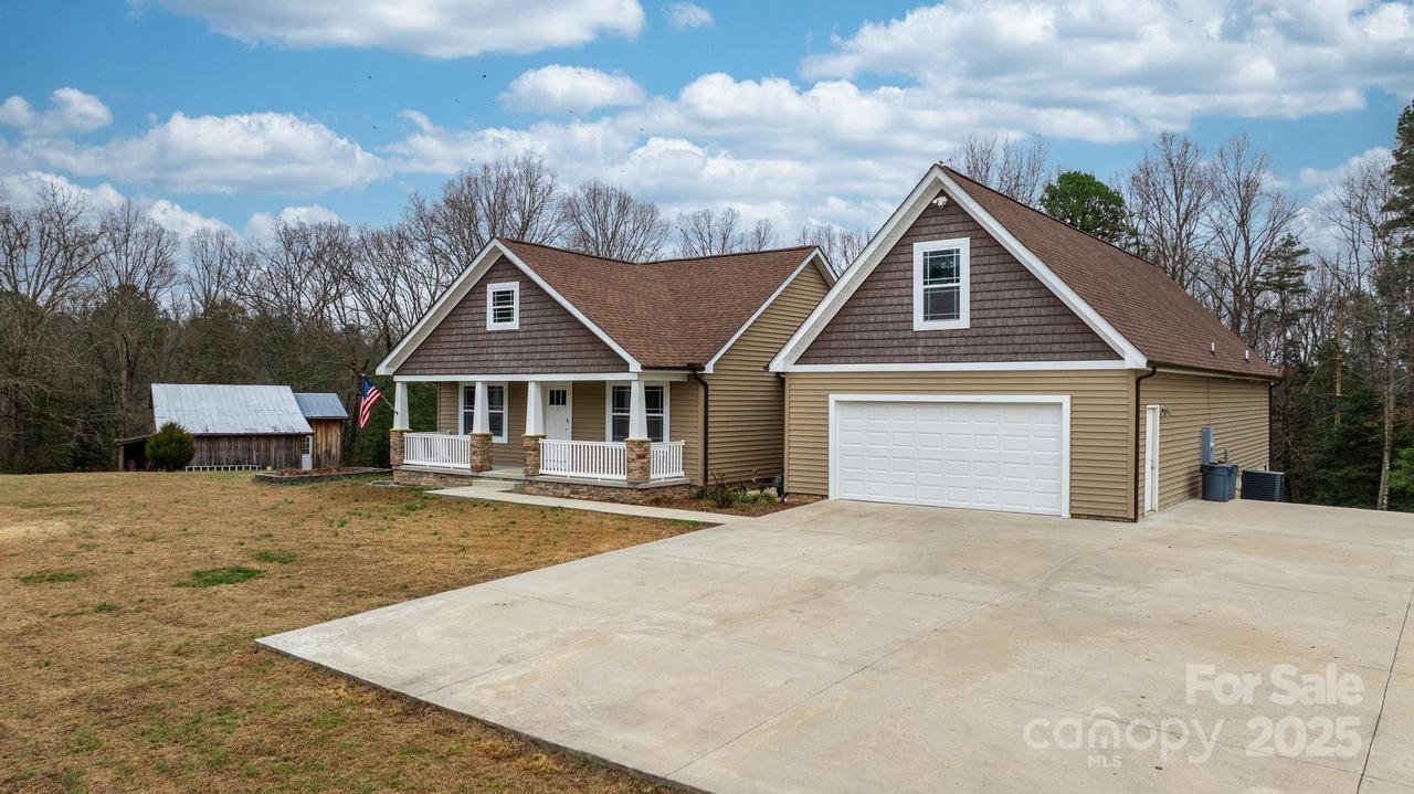 3348 Christie Rd., Hudson, NC 28638