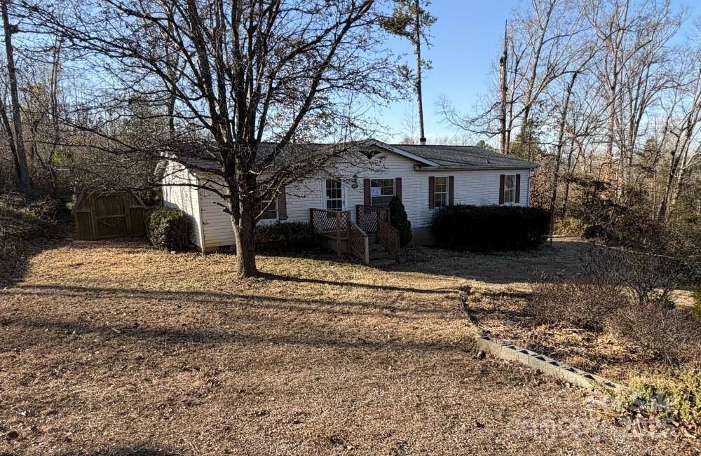 2687 1st Ave., Catawba, NC 28609