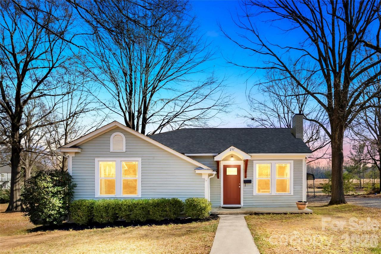 217 Winburn St., Monroe, NC 28112