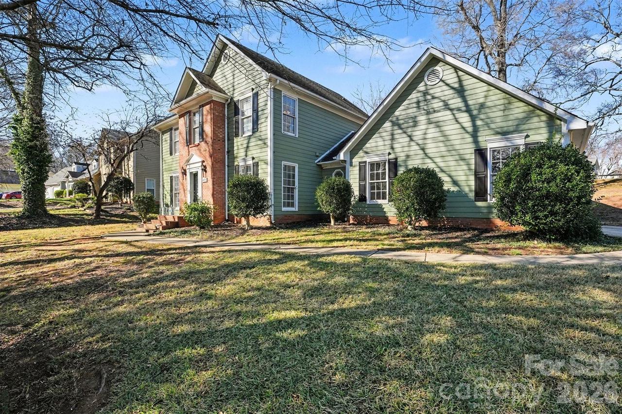 1635 Bear Mountain Rd., Charlotte, NC 28214