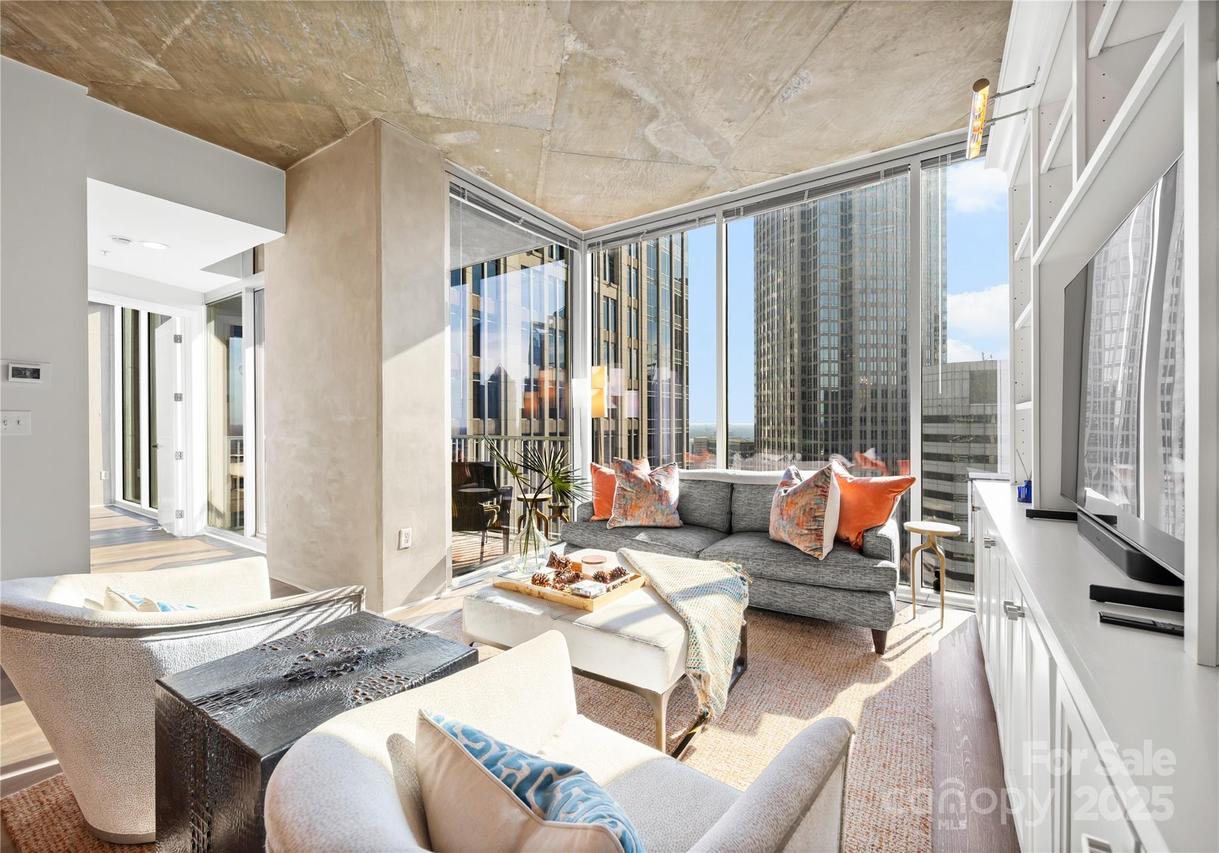 210 N Church St. #2507, Charlotte, NC 28202