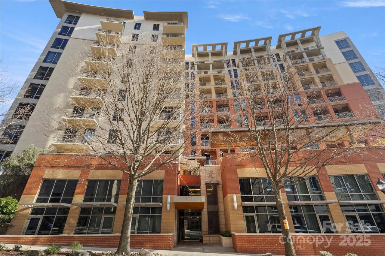 701 Royal Ct. #603, Charlotte, NC 28202