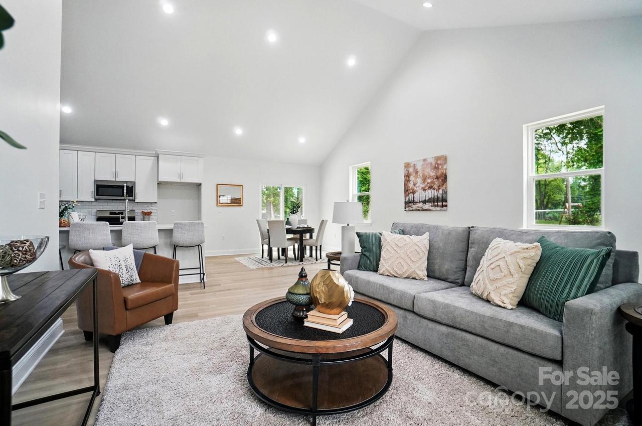 563 W 22nd St., Kannapolis, NC 28081