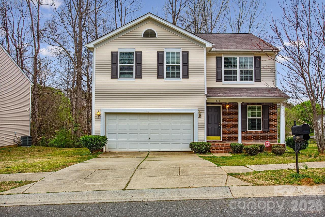 1941 Pheasant Glen Rd., Charlotte, NC 28214