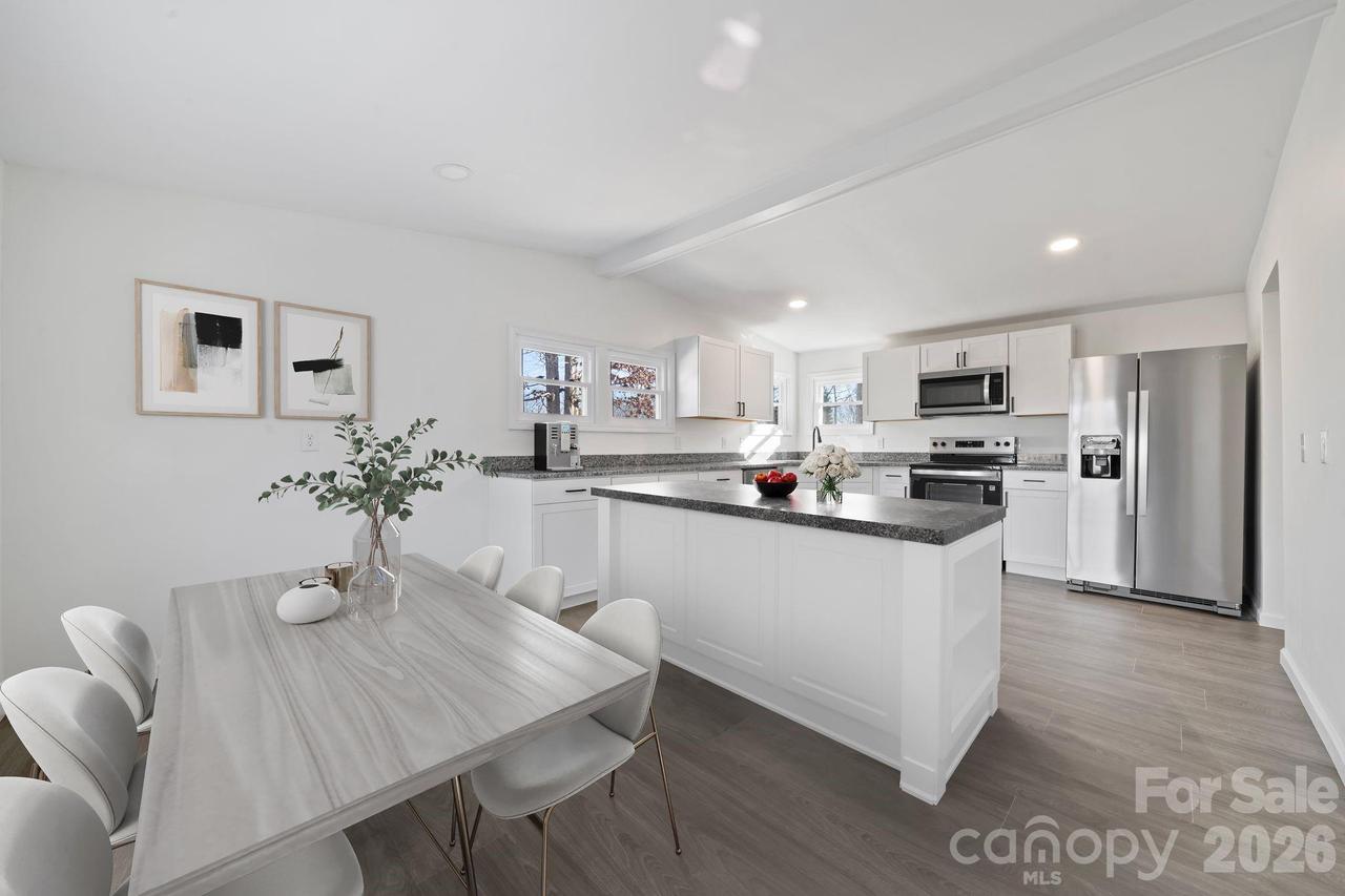 118 Horton Dr., Statesville, NC 28677