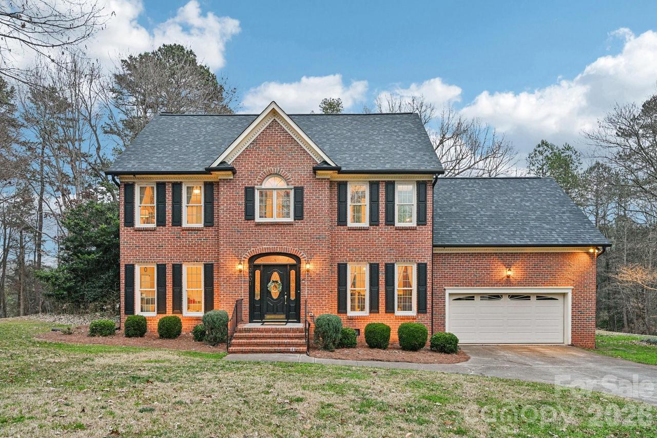 3801 Cherrybrook Dr., Mint Hill, NC 28227