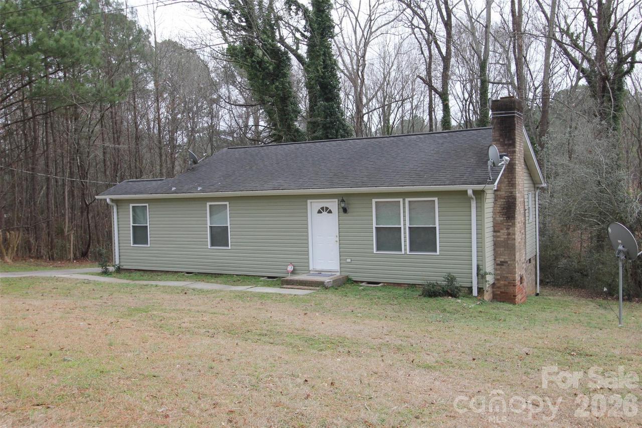 48 Piper St., Wadesboro, NC 28170