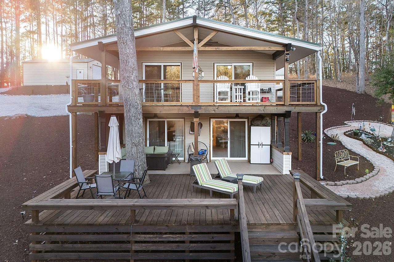 512 Deerfield Rd., Mount Gilead, NC 27306