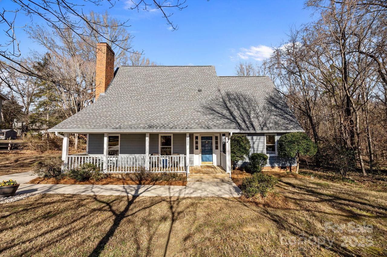 6520 Carmel Hills Dr., Charlotte, NC 28226