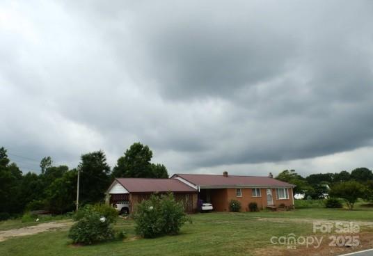 946 Shoal Rd., Lincolnton, NC 28092