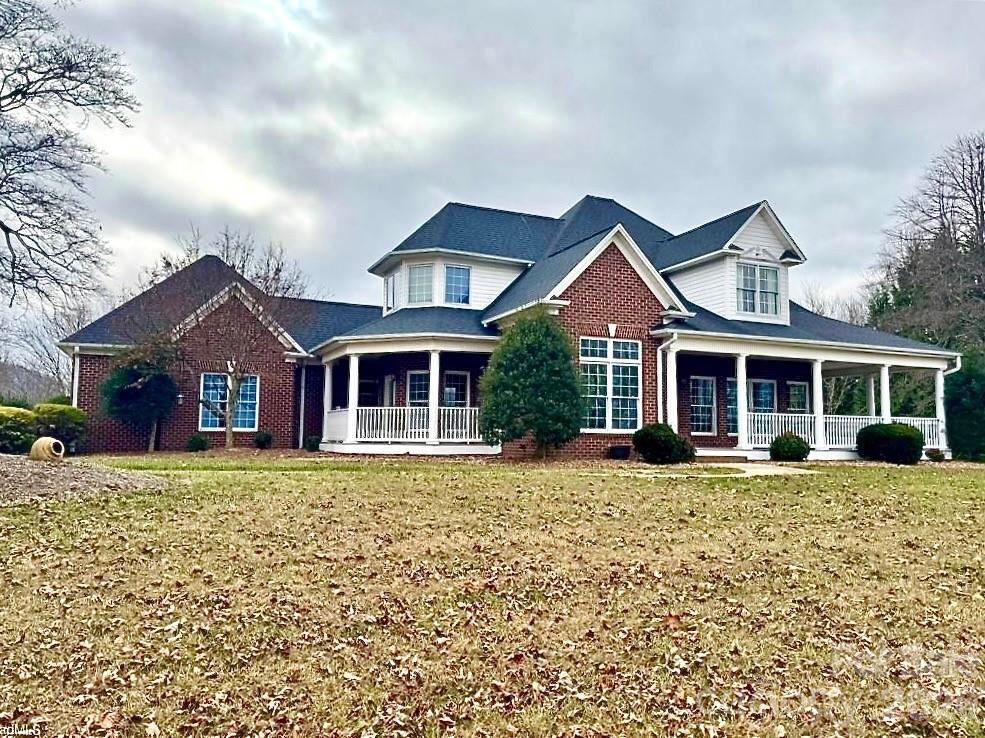 1148 Town N Country Dr., Wilkesboro, NC 28697