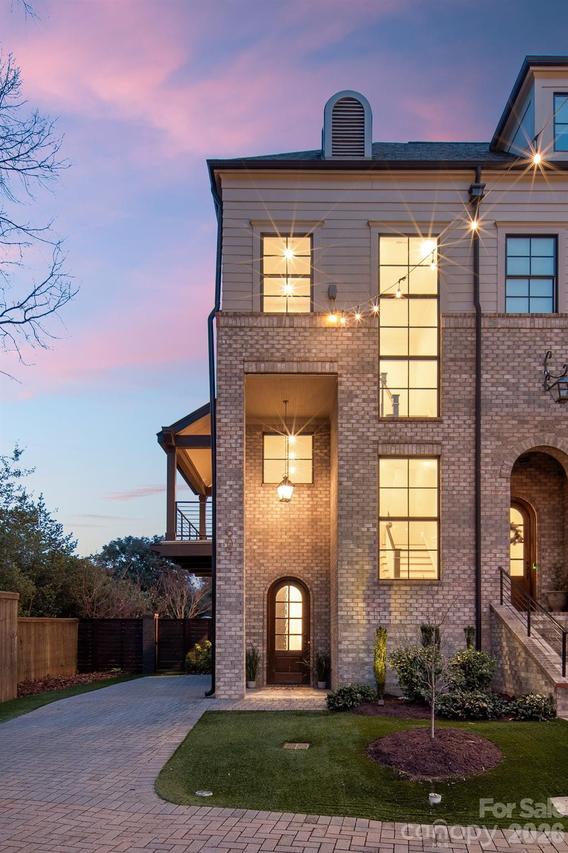 607 Mattie Rose Ln., Charlotte, NC 28204