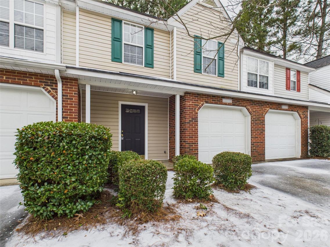 2056 University Heights Ln., Charlotte, NC 28213