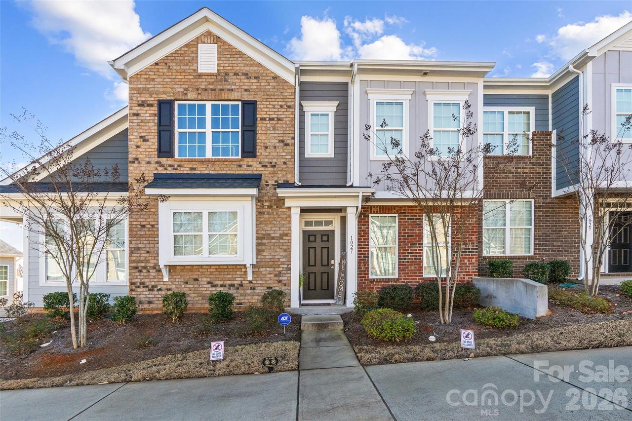 1027 Beatty Woods Dr., Belmont, NC 28012