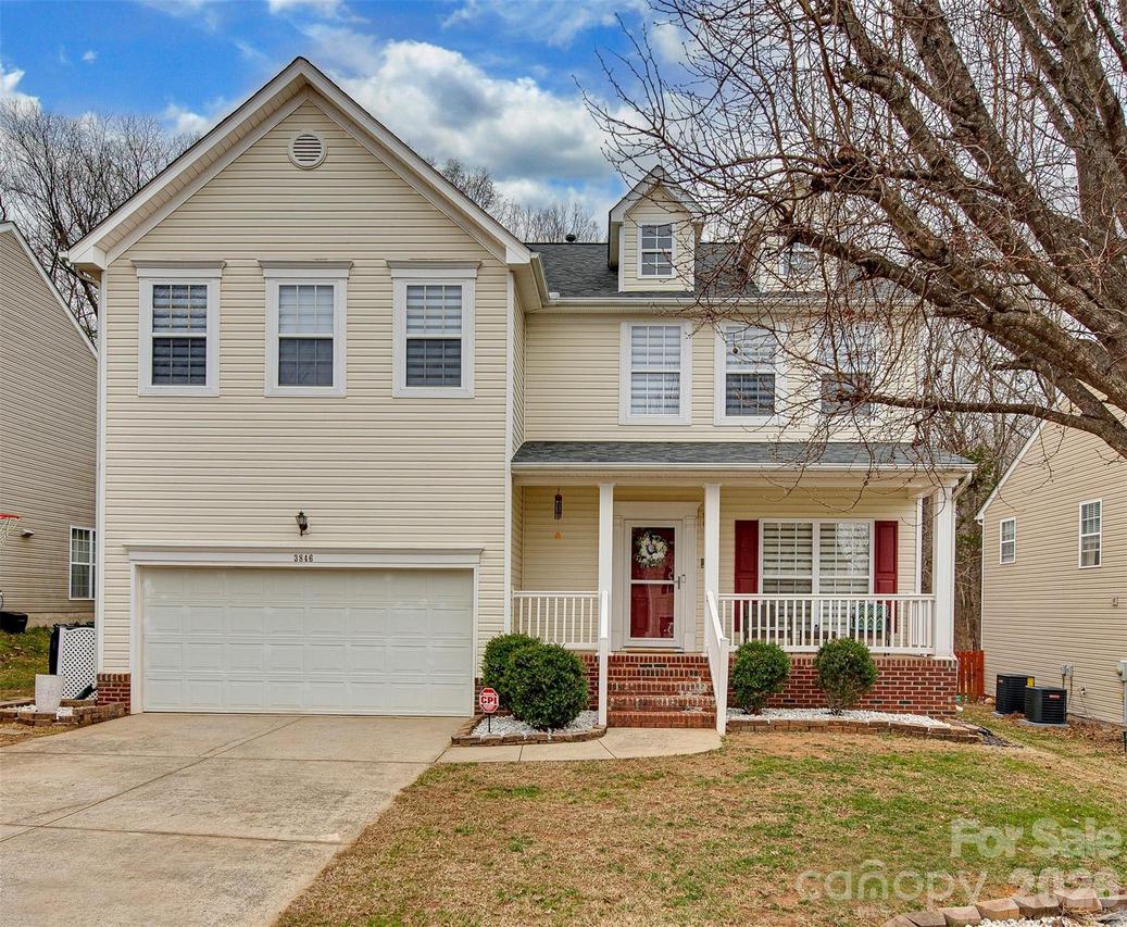 3846 Cameron Creek Dr., Matthews, NC 28105