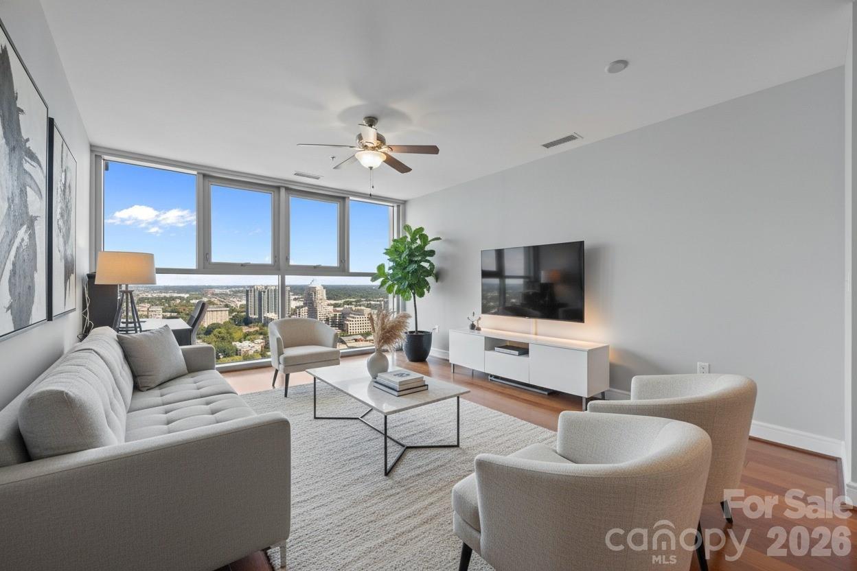 333 W Trade St. #2603, Charlotte, NC 28202