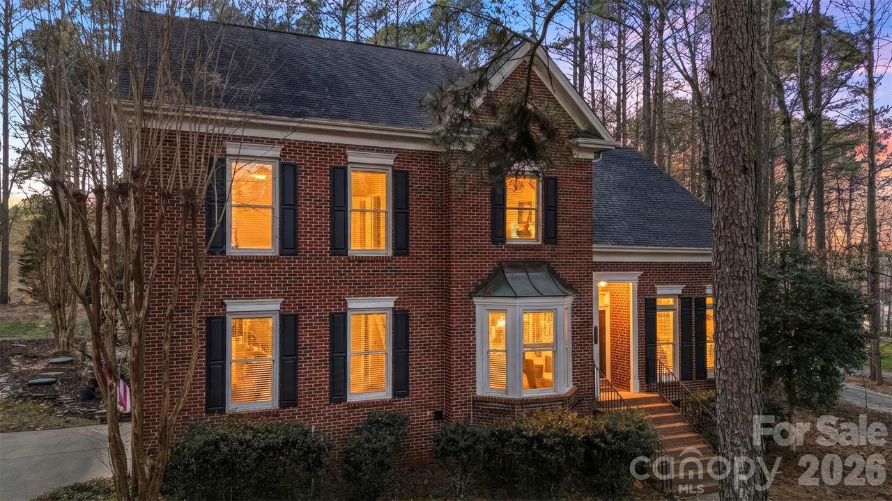 123 Wildiris Dr., Mooresville, NC 28117