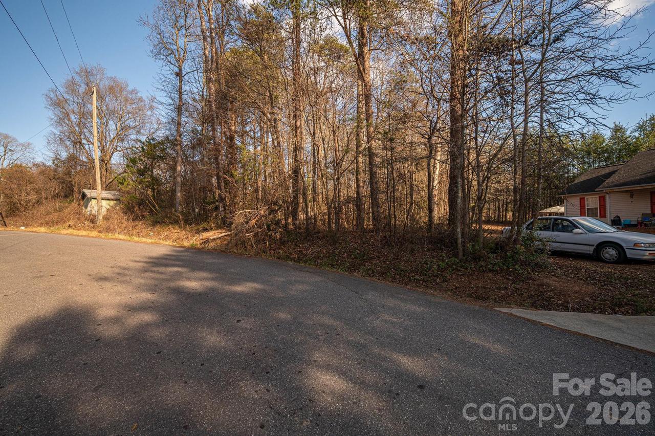 Lake Sylvia Rd., Lincolnton, NC 28092