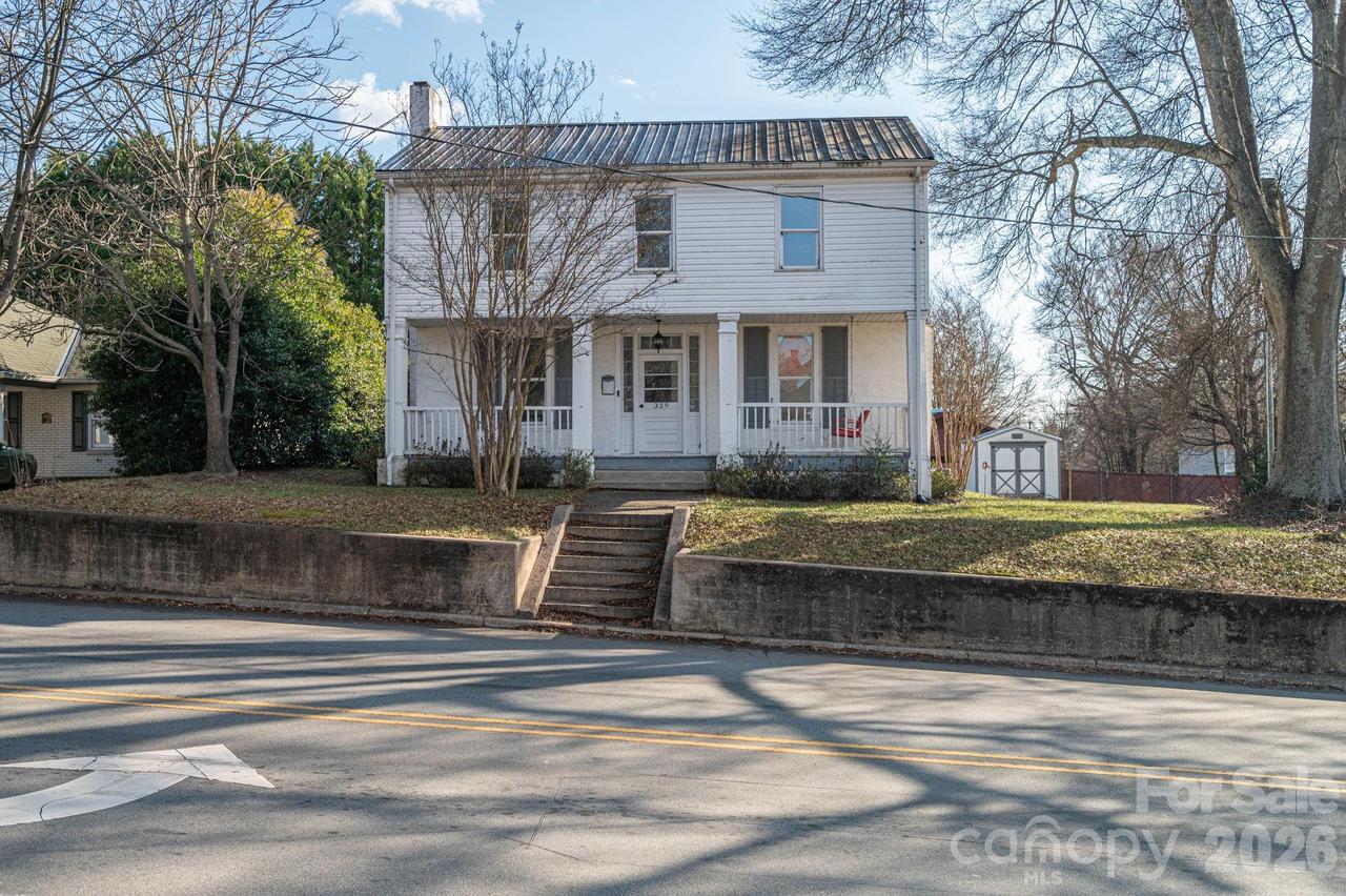 329 W Main St., Lincolnton, NC 28092