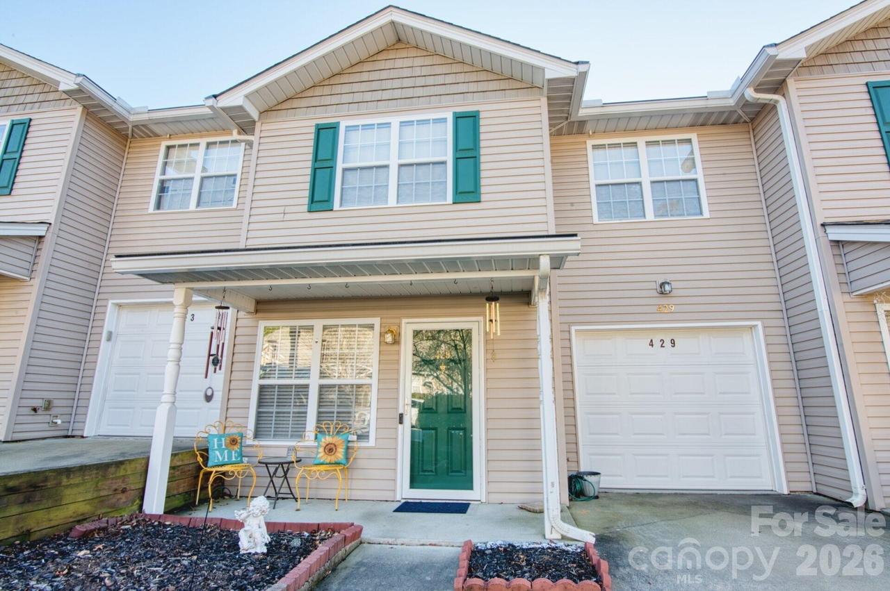 429 Wiltshire Cir., Fletcher, NC 28732