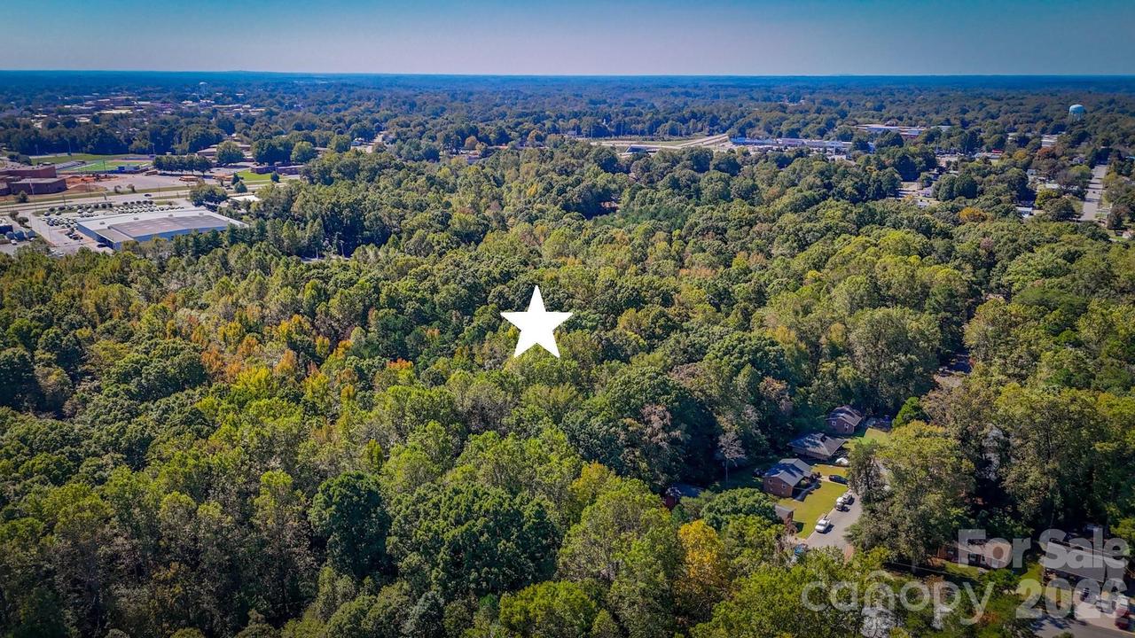 00 E 9th St., Lexington, NC 27292