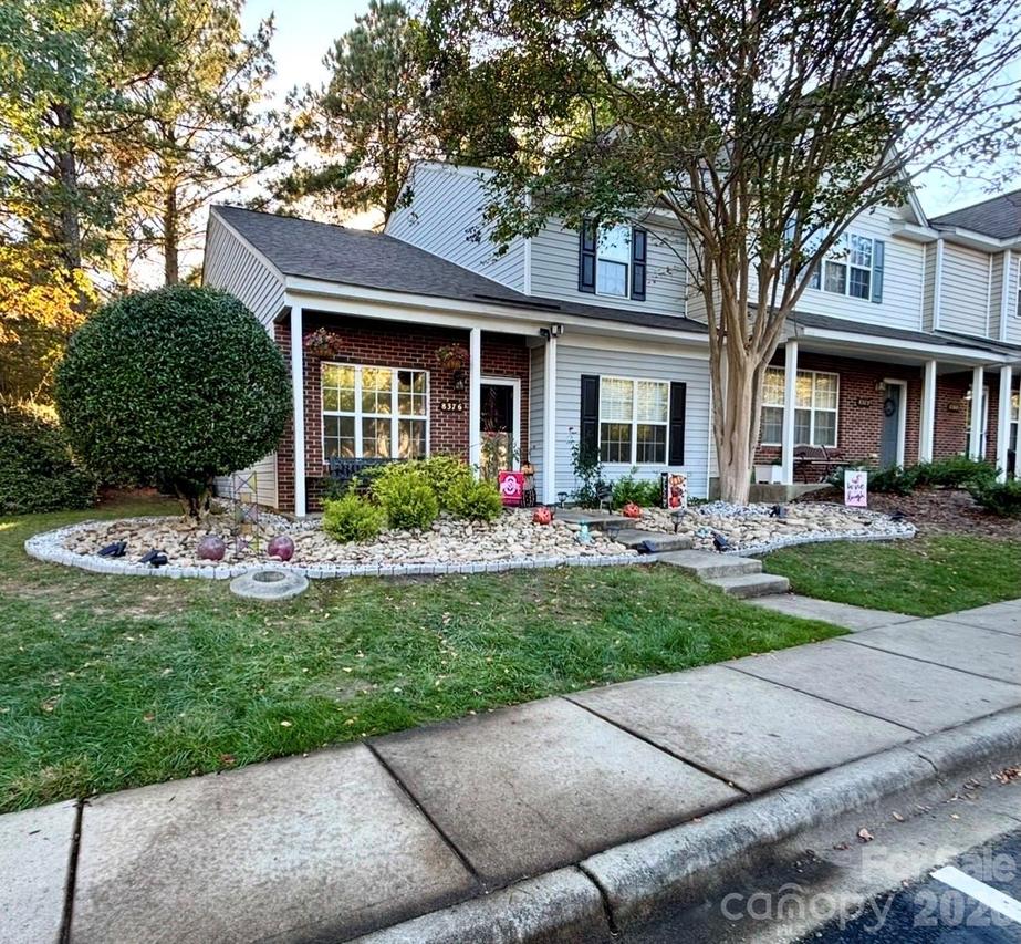 8376 Rudolph Rd., Charlotte, NC 28216