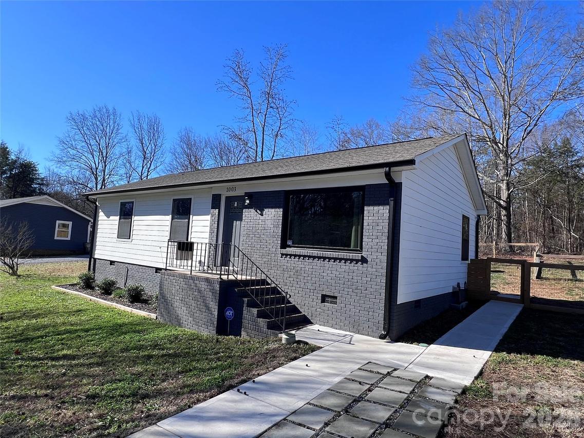 1003 N Cansler St., Kings Mountain, NC 28086