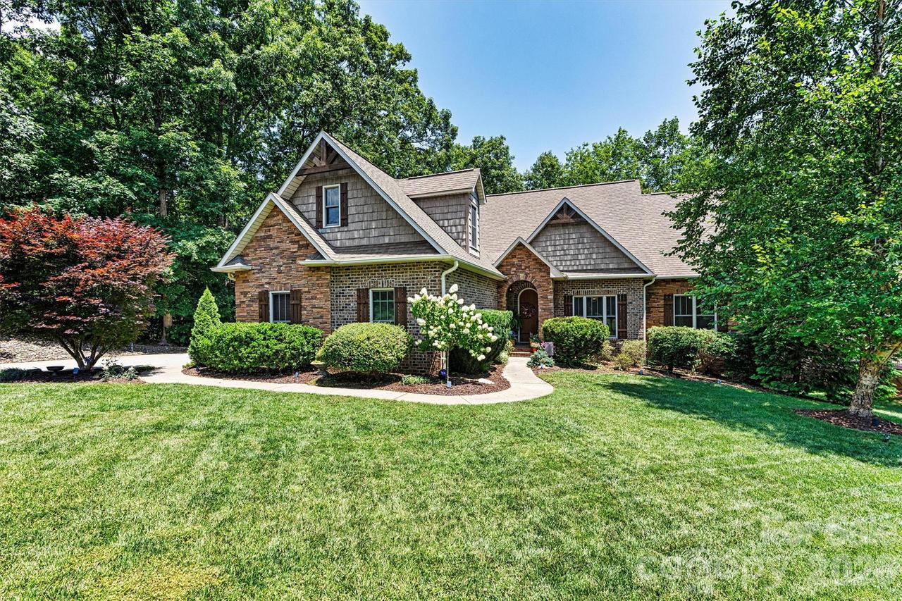 6212 Hayden Dr., Hickory, NC 28601